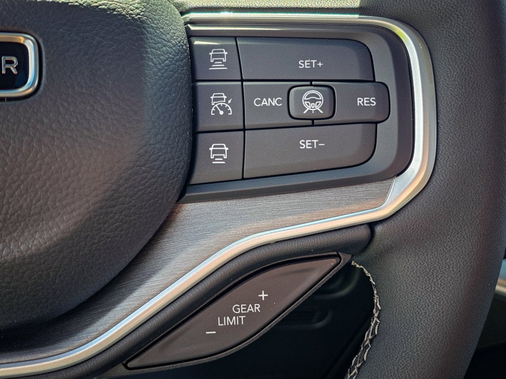 2026 Jeep Grand Wagoneer GRAND WAGONEER UPLAND 4X4