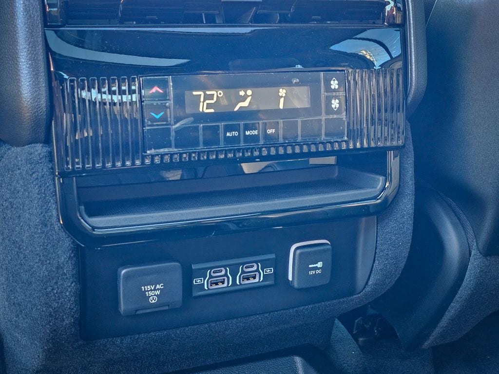 2026 Jeep Grand Wagoneer GRAND WAGONEER UPLAND 4X4