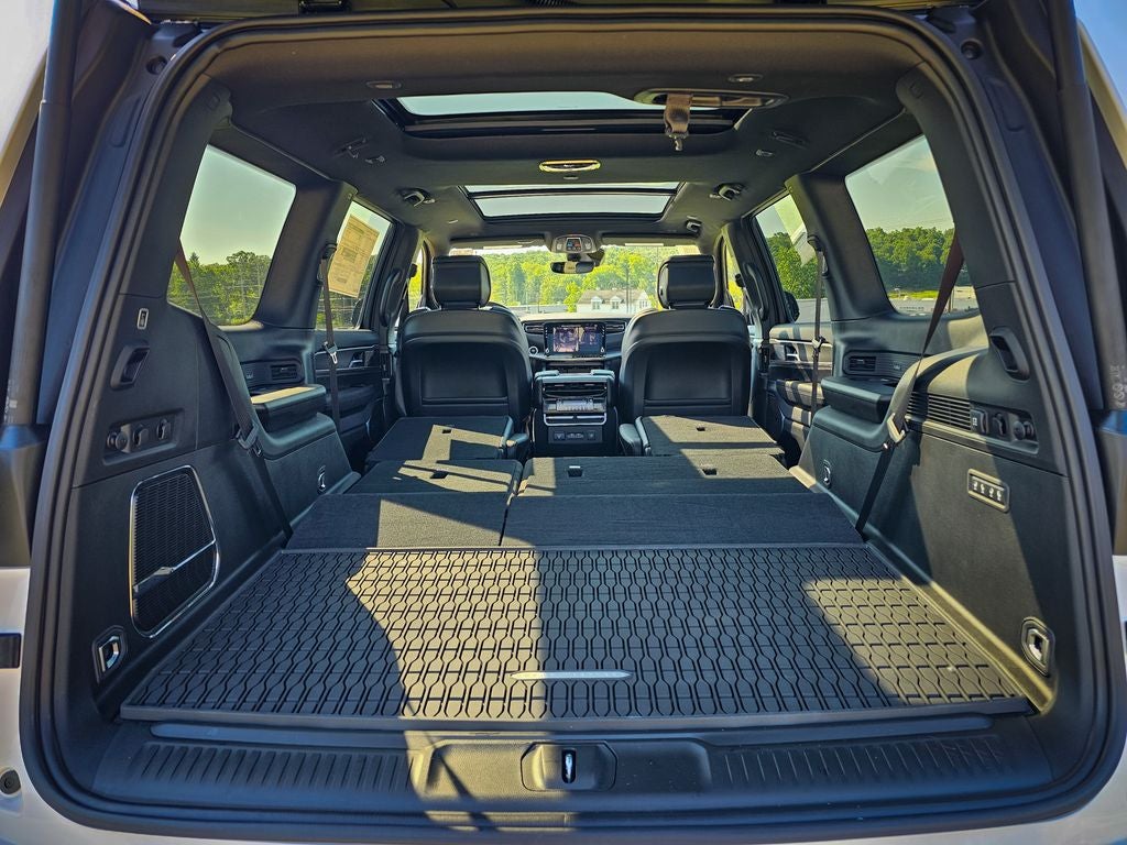 2026 Jeep Grand Wagoneer GRAND WAGONEER UPLAND 4X4