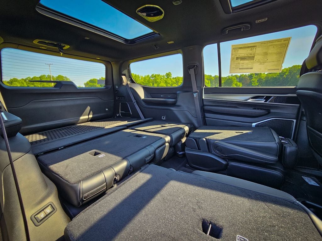 2026 Jeep Grand Wagoneer GRAND WAGONEER UPLAND 4X4