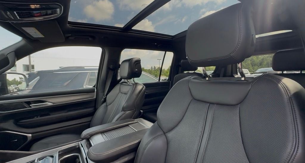 2025 Jeep Wagoneer Series II Overland 4x4