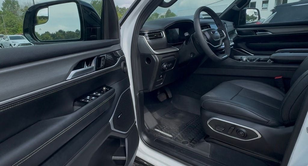 2025 Jeep Wagoneer Series II Overland 4x4