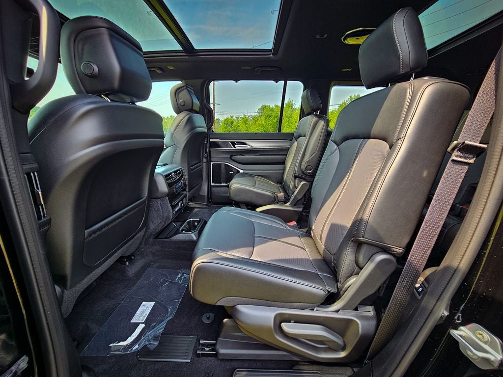 2026 Jeep Grand Wagoneer GRAND WAGONEER LIMITED RESERVE 4X4