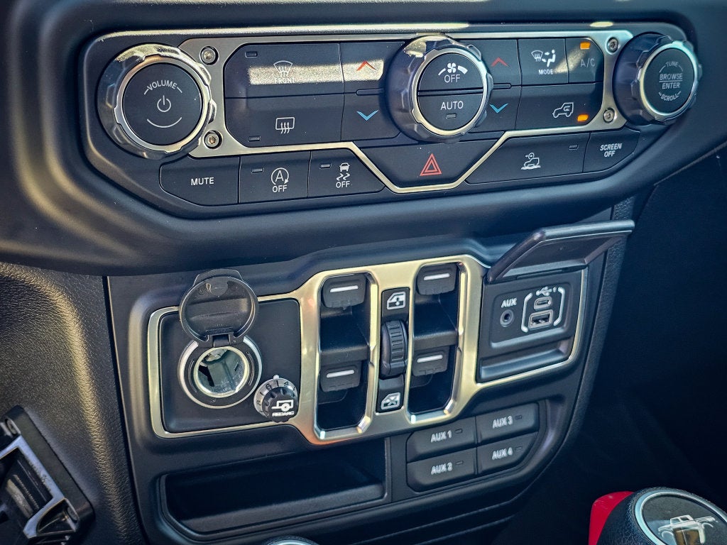2021 Jeep Gladiator Willys 4x4