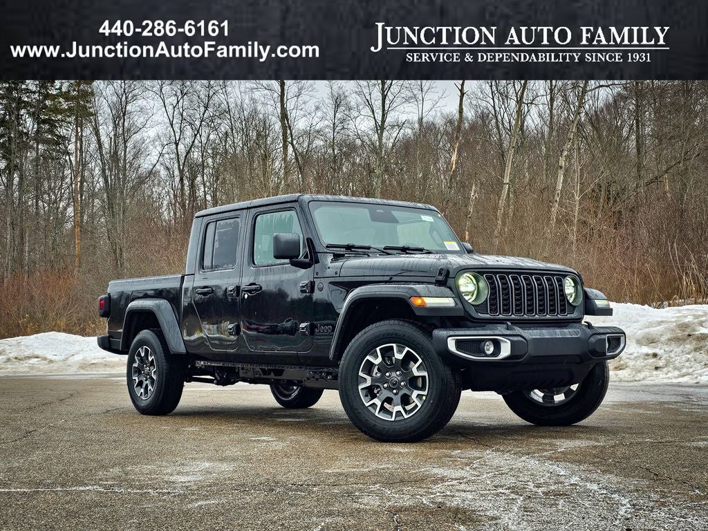 2026 Jeep Gladiator GLADIATOR SAHARA 4X4