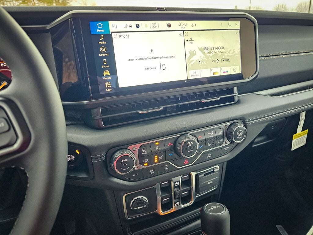 2026 Jeep Gladiator GLADIATOR SAHARA 4X4