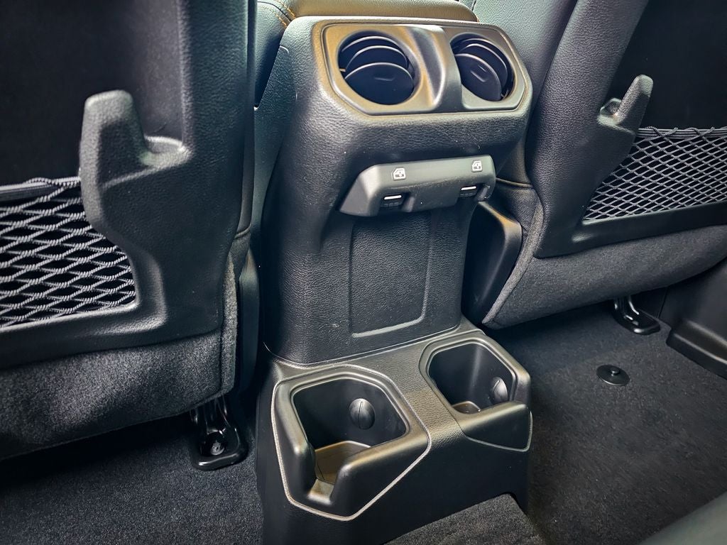 2026 Jeep Gladiator GLADIATOR SAHARA 4X4