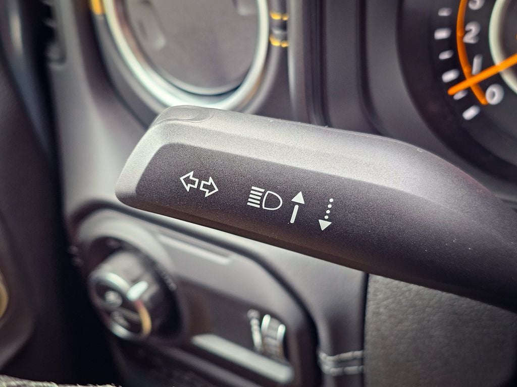 2026 Jeep Gladiator GLADIATOR SAHARA 4X4