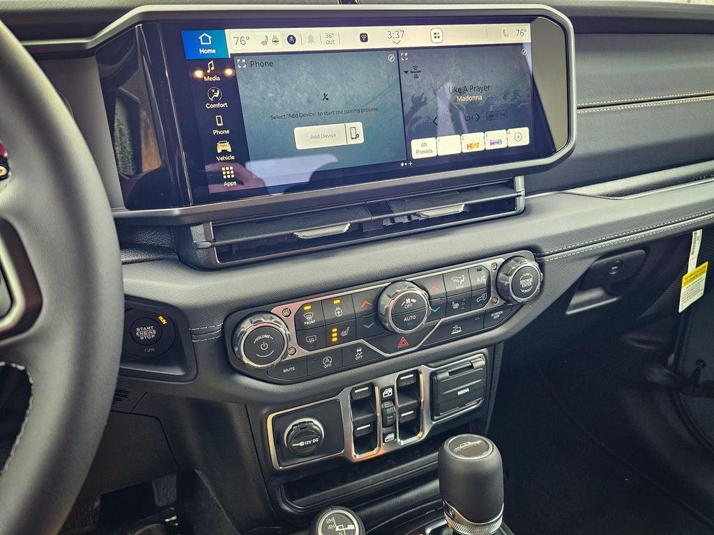 2026 Jeep Gladiator GLADIATOR SAHARA 4X4