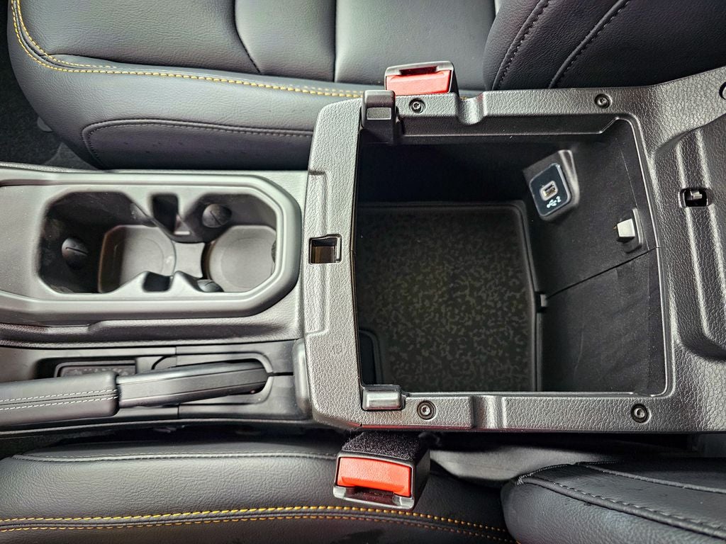 2026 Jeep Gladiator GLADIATOR SAHARA 4X4