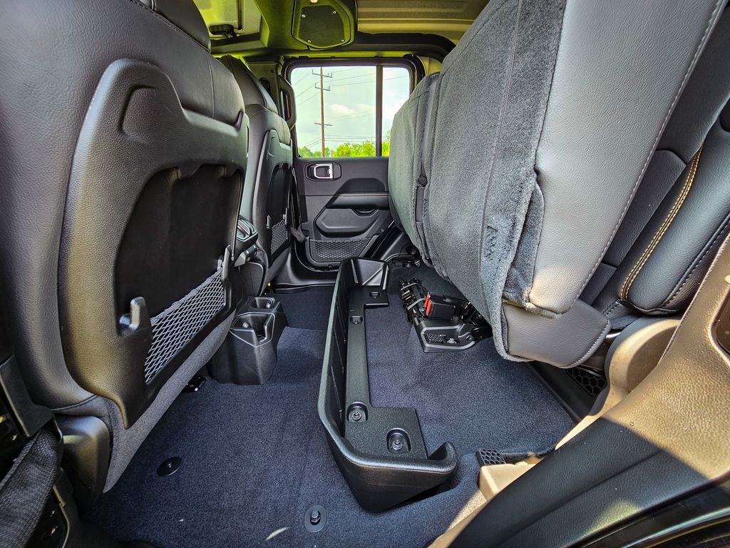 2026 Jeep Gladiator GLADIATOR SAHARA 4X4
