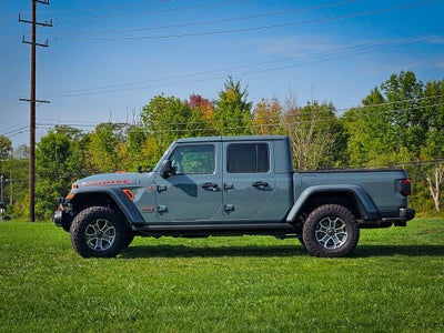 2025 Jeep Gladiator Mojave X