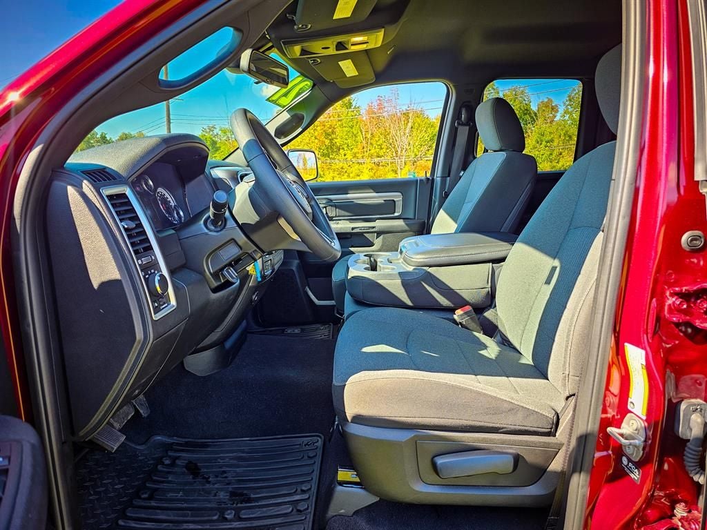 2021 RAM 1500 Classic Warlock Quad Cab 4x4 6'4' Box