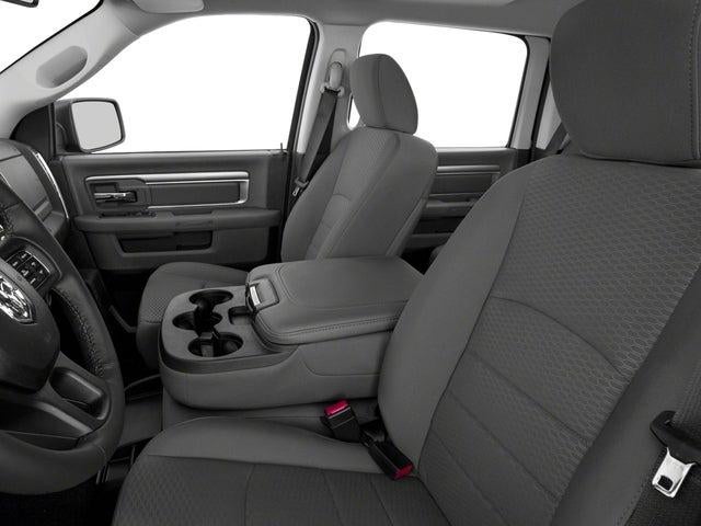 2017 RAM 1500 Big Horn Crew Cab 4x4 5'7' Box