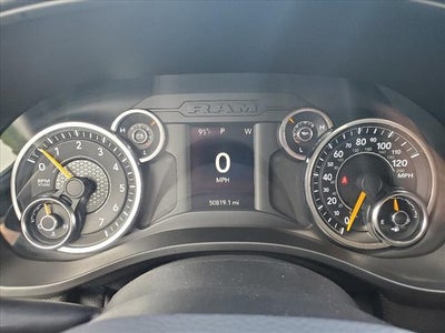 2019 RAM 1500 Big Horn/Lone Star Quad Cab 4x4 6'4' Box