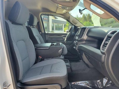 2019 RAM 1500 Big Horn/Lone Star Quad Cab 4x4 6'4' Box