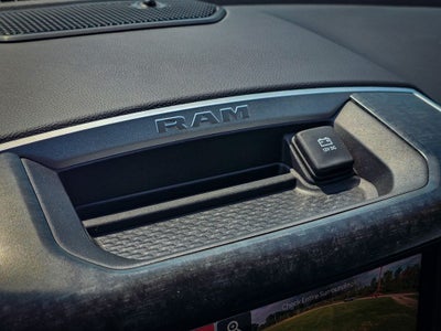 2022 RAM 1500 Big Horn Quad Cab 4x4 6'4' Box