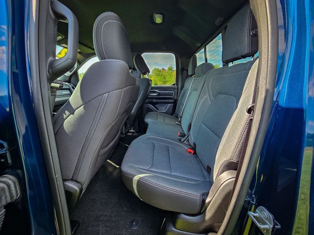 2022 RAM 1500 Big Horn Quad Cab 4x4 6'4' Box