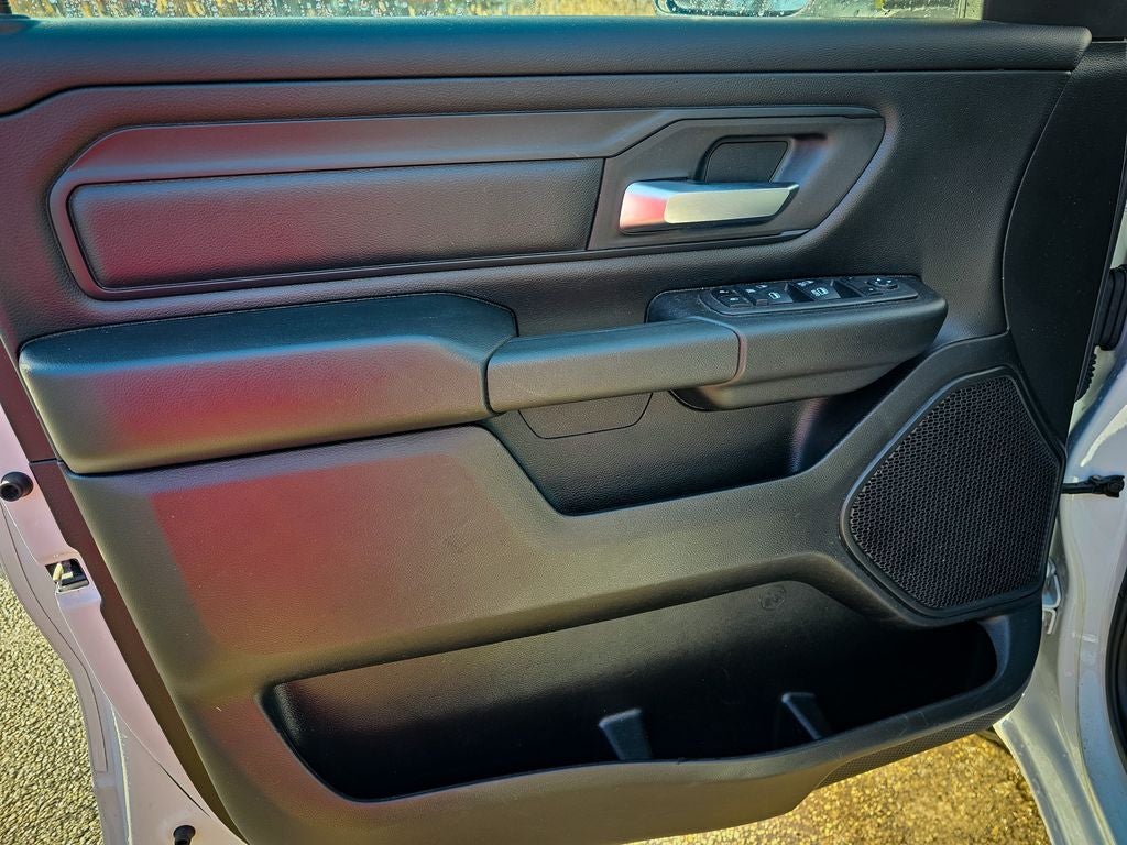 2024 RAM 1500 Tradesman Quad Cab 4x4 6'4' Box