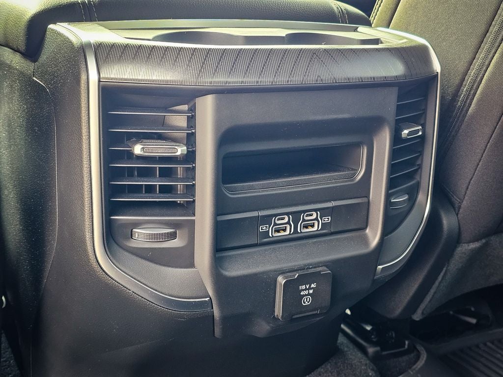 2025 RAM 1500 Big Horn Crew Cab 4x4 5'7' Box