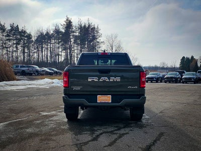 2025 RAM 1500 Big Horn Crew Cab 4x4 5'7' Box