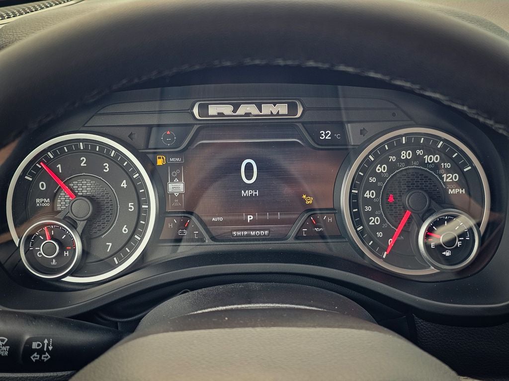 2027 RAM Ram 1500 RAM 1500 BIG HORN CREW CAB 4X4 5'7' BOX