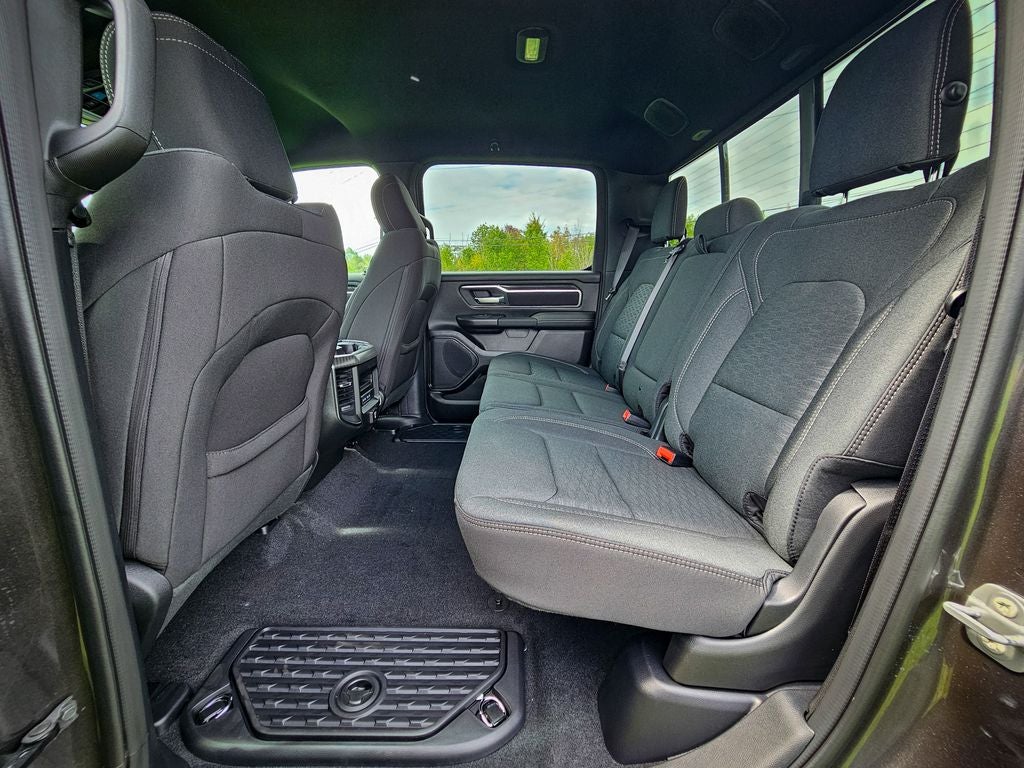 2027 RAM Ram 1500 RAM 1500 BIG HORN CREW CAB 4X4 5'7' BOX
