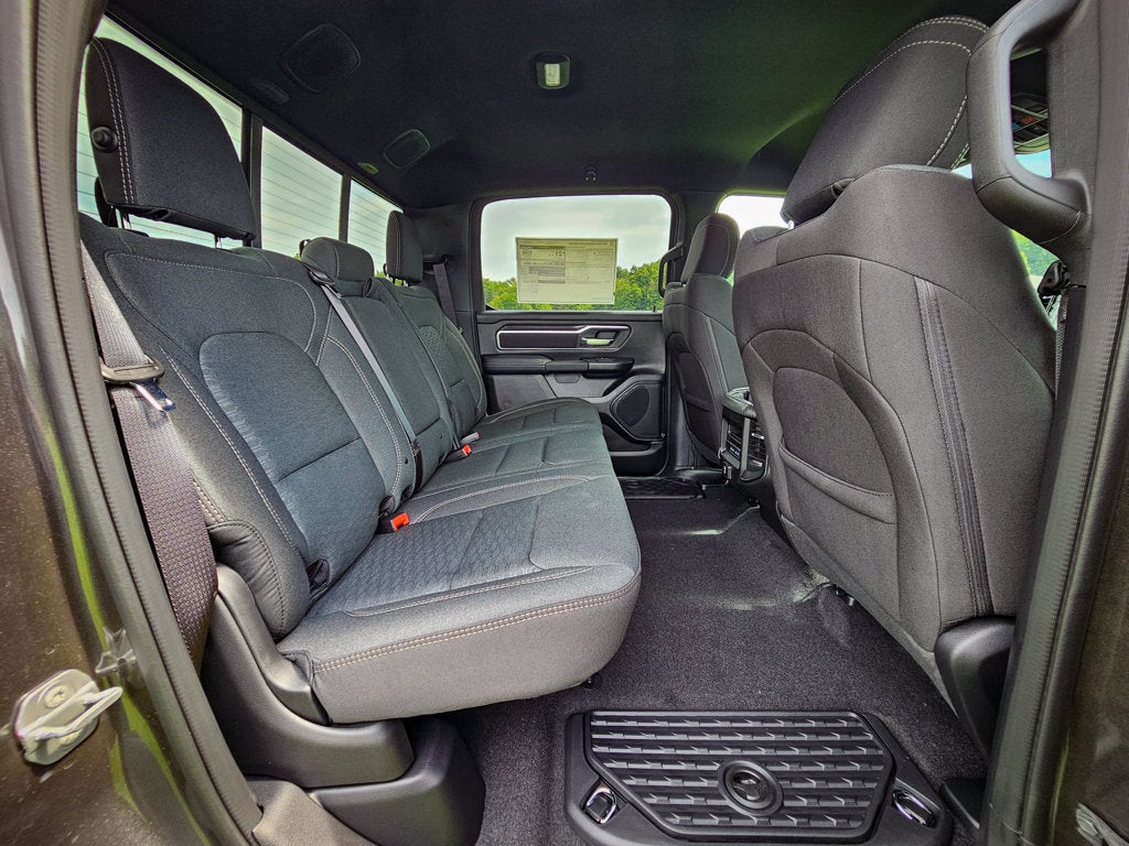 2027 RAM Ram 1500 RAM 1500 BIG HORN CREW CAB 4X4 5'7' BOX