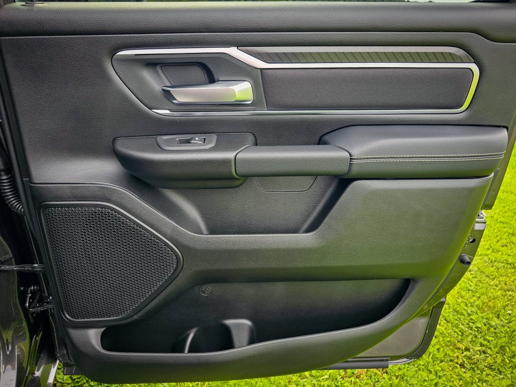 2027 RAM Ram 1500 RAM 1500 BIG HORN CREW CAB 4X4 5'7' BOX