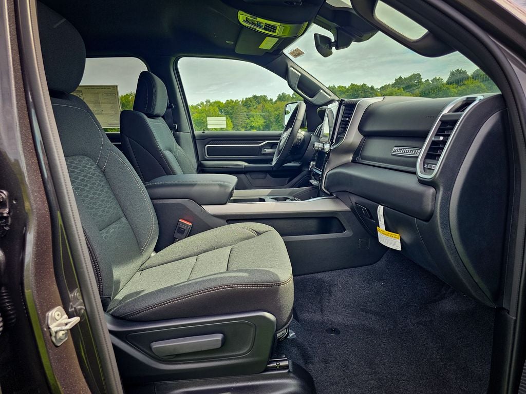 2027 RAM Ram 1500 RAM 1500 BIG HORN CREW CAB 4X4 5'7' BOX