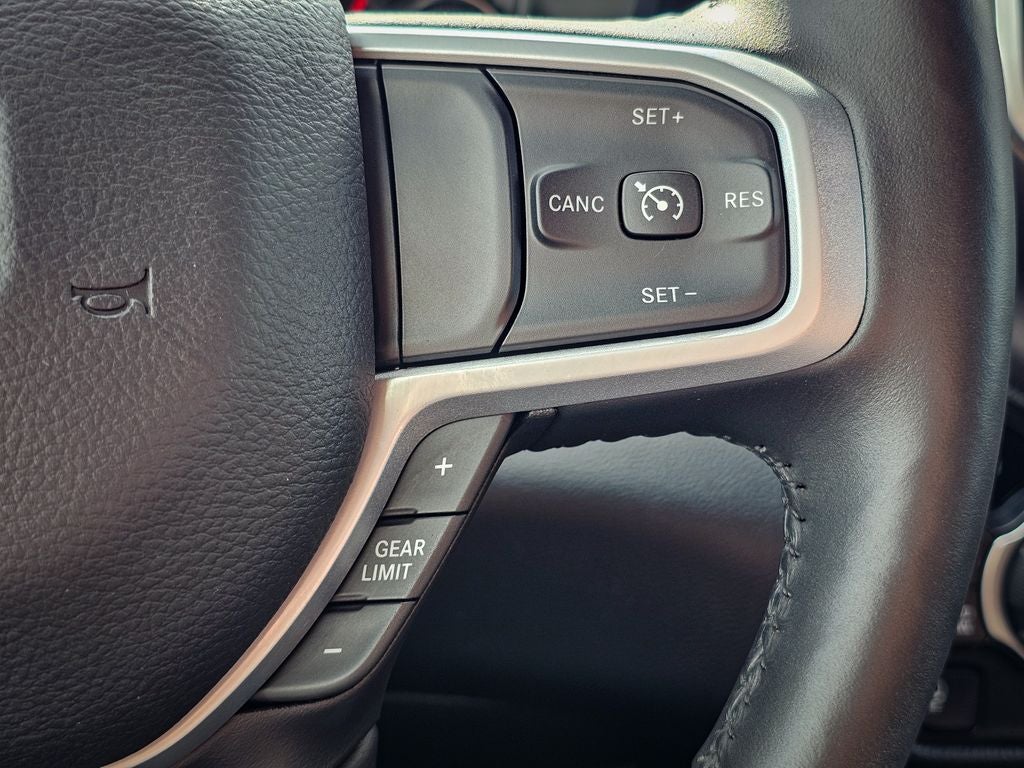 2020 RAM Ram 1500 Big Horn Crew Cab 4x4 5'7' Box