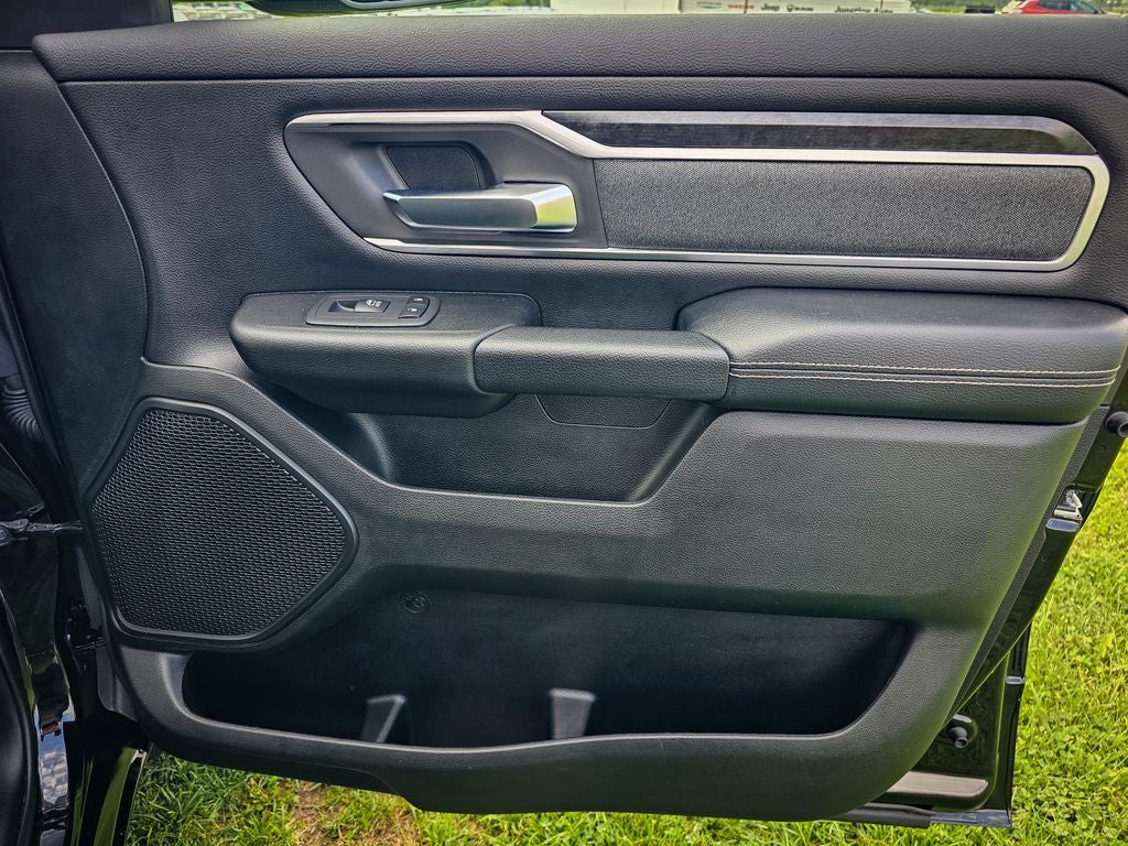 2020 RAM Ram 1500 Big Horn Crew Cab 4x4 5'7' Box
