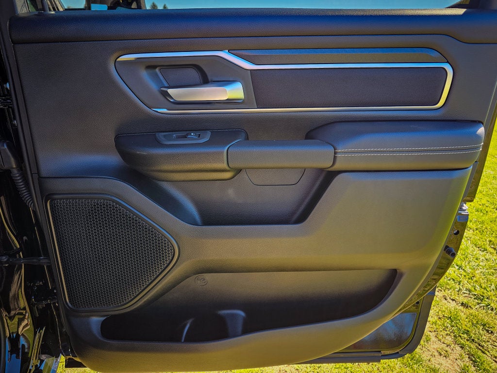 2025 RAM Ram 1500 Big Horn Crew Cab 4x4 5'7' Box