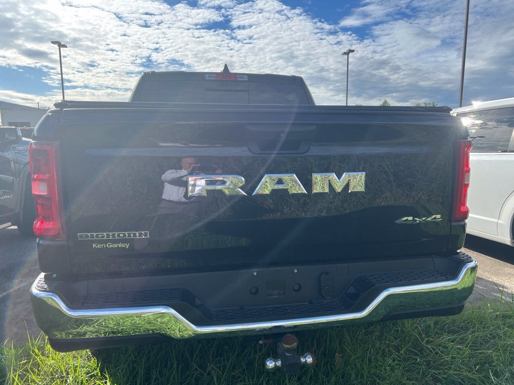 2025 RAM Ram 1500 Big Horn Crew Cab 4x4 5'7' Box