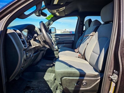 2021 RAM 1500 Big Horn Crew Cab 4x4 5'7' Box