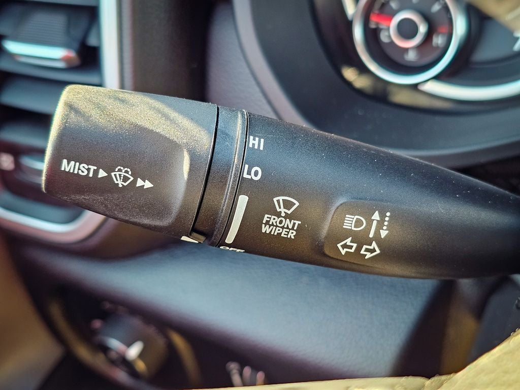 2021 RAM 1500 Big Horn Crew Cab 4x4 5'7' Box