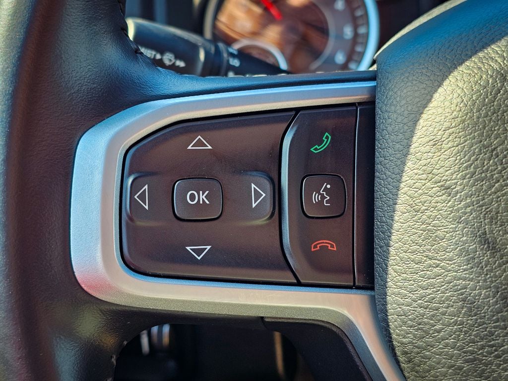 2021 RAM 1500 Big Horn Crew Cab 4x4 5'7' Box