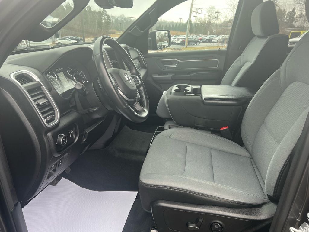 2021 RAM 1500 Big Horn Crew Cab 4x4 5'7' Box