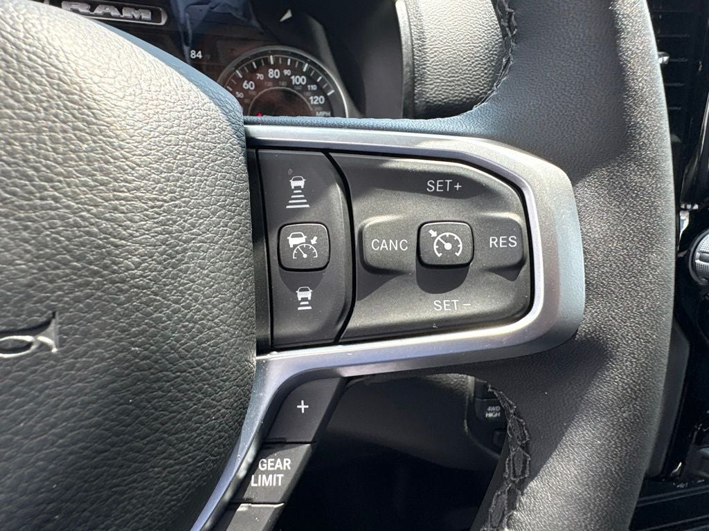 2025 RAM 1500 Big Horn Crew Cab 4x4 5'7' Box