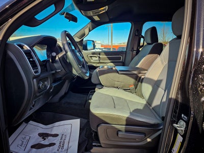 2023 RAM 1500 Big Horn Crew Cab 4x4 5'7' Box