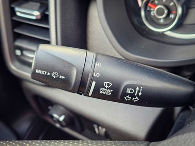 2024 RAM 1500 Tradesman Crew Cab 4x4 5'7' Box