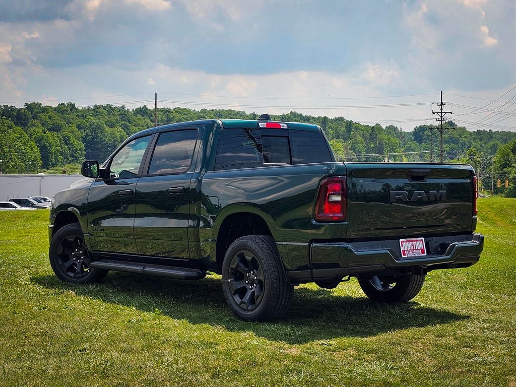 2026 RAM Ram 1500 RAM 1500 EXPRESS CREW CAB 4X4 5'7' BOX