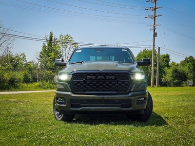 2026 RAM Ram 1500 RAM 1500 EXPRESS CREW CAB 4X4 5'7' BOX
