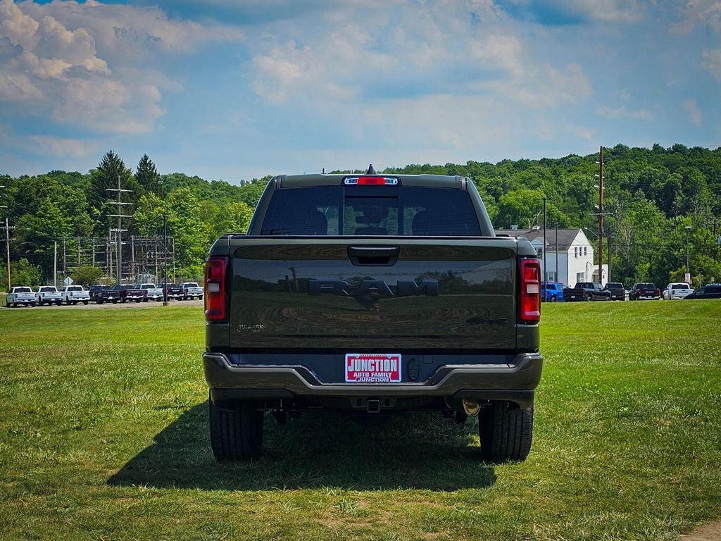 2026 RAM Ram 1500 RAM 1500 EXPRESS CREW CAB 4X4 5'7' BOX