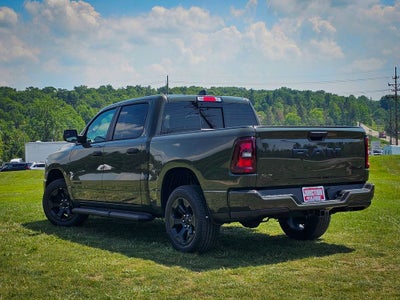 2026 RAM Ram 1500 RAM 1500 EXPRESS CREW CAB 4X4 5'7' BOX