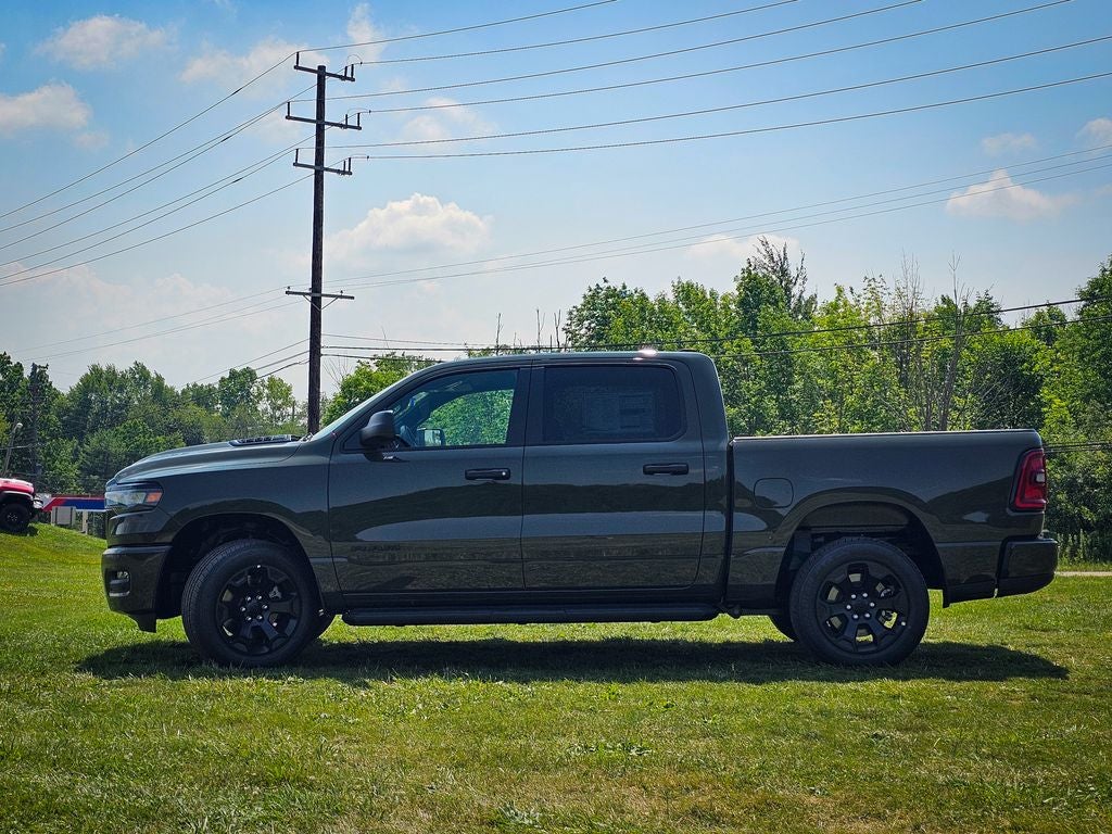 2026 RAM Ram 1500 RAM 1500 EXPRESS CREW CAB 4X4 5'7' BOX