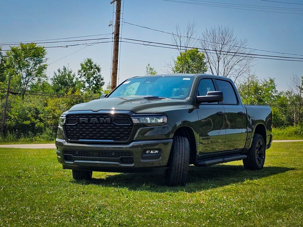 2026 RAM Ram 1500 RAM 1500 EXPRESS CREW CAB 4X4 5'7' BOX