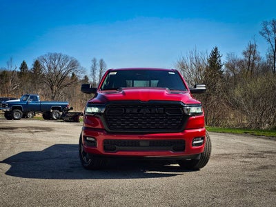 2026 RAM Ram 1500 RAM 1500 EXPRESS CREW CAB 4X4 5'7' BOX