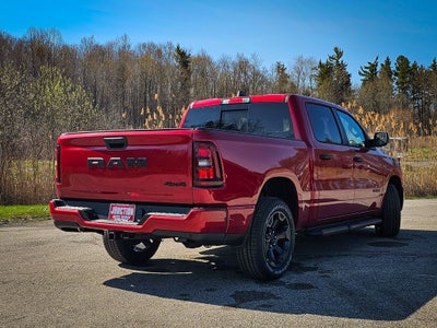 2026 RAM Ram 1500 RAM 1500 EXPRESS CREW CAB 4X4 5'7' BOX