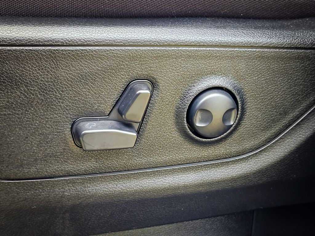 2023 RAM 1500 Big Horn Quad Cab 4x4 6'4' Box